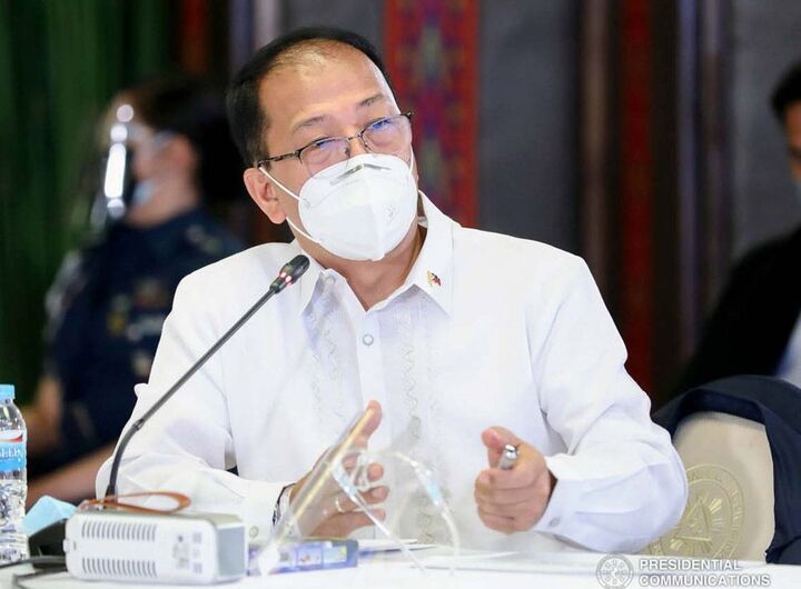 Presidential Adviser on Peace Process and National Task Force against Coronavirus Disease-2019 (NTF COVID-19) chief implementer, Secretary Carlito Galvez Jr. gives an update to President Rodrigo Roa Duterte during a meeting with the Inter-Agency Task Force on the Emerging Infectious Diseases (IATF-EID) core members at the Malacañang Palace on December 13, 2021. RICHARD MADELO/ PRESIDENTIAL PHOTO