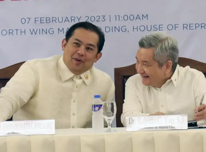 House Speaker Ferdinand Martin Romualdez exchanges pleasantries with ADMU President, Fr. Roberto "Bobby" Yap.